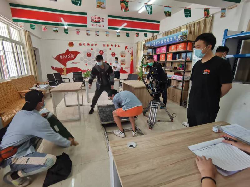 高州市广告片拍摄公司：极简主义践行者，少即是多的视觉哲学